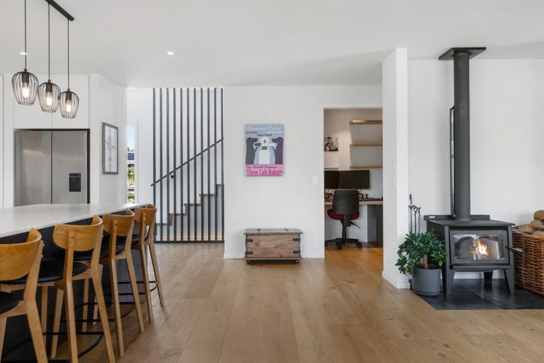 Photo of property in 41 Infinity Drive, Wanaka, 9305