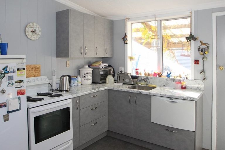 Photo of property in 10 Lynn Street, Oamaru North, Oamaru, 9400