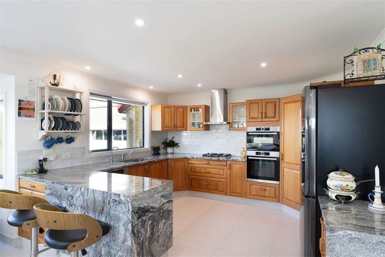 Photo of property in 13 Claremont Rise, Levin, 5510