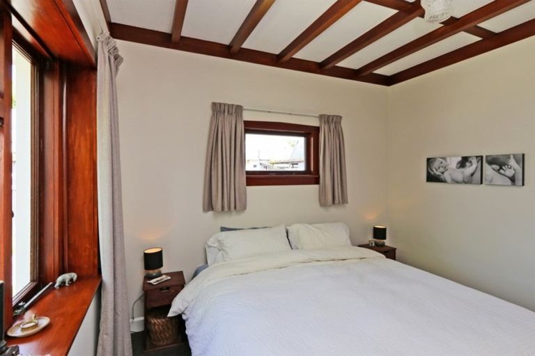 Photo of property in 102 Sylvan Road, Parkvale, Hastings, 4122