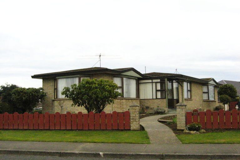 Photo of property in 25 Terrace Street, Rosedale, Invercargill, 9810