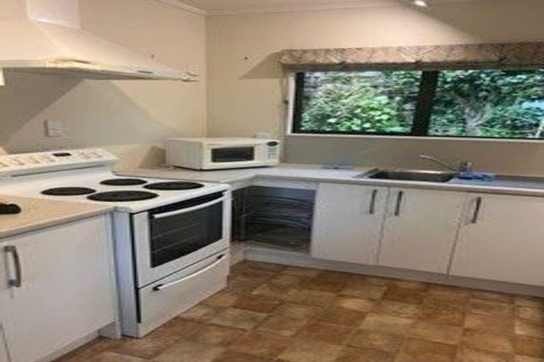 Photo of property in 2 Sunvale Place, Gate Pa, Tauranga, 3112
