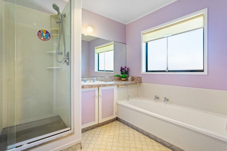 Photo of property in 214a Centreway Road, Orewa, 0931