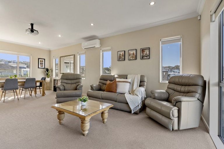 Photo of property in 39 Hornbill Drive, Fairview Heights, Auckland, 0632