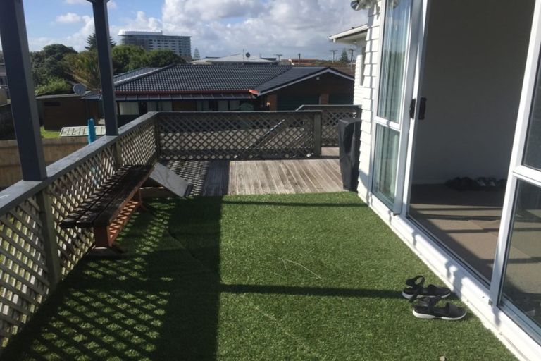 Photo of property in 27a Alice Avenue, Orewa, 0931