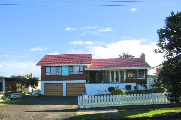 Photo of property in 6 Miles Avenue, Papatoetoe, Auckland, 2025
