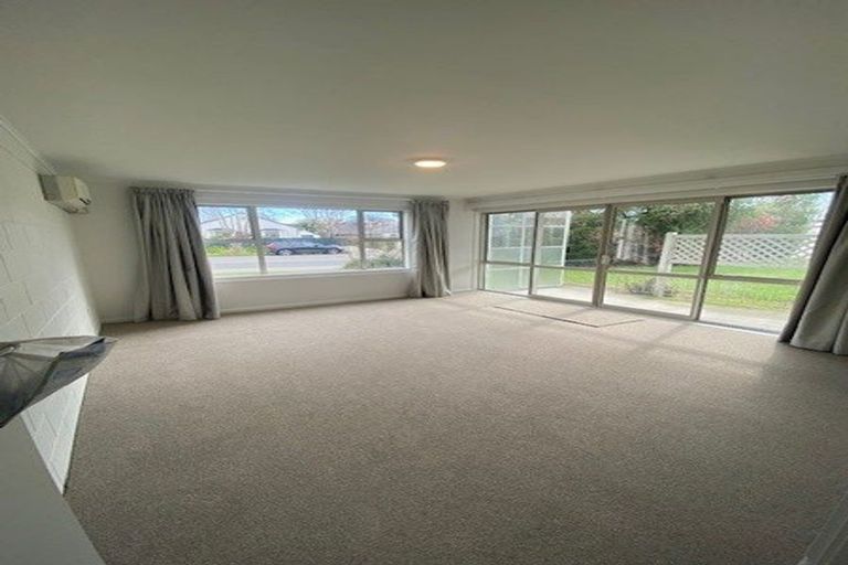 Photo of property in 1/48 Straven Road, Riccarton, Christchurch, 8011