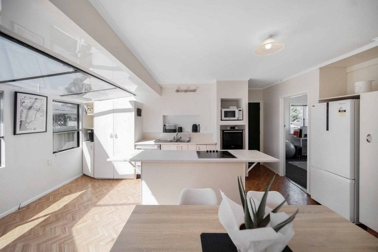 Photo of property in 51 Cargill Street, Papakura, 2110