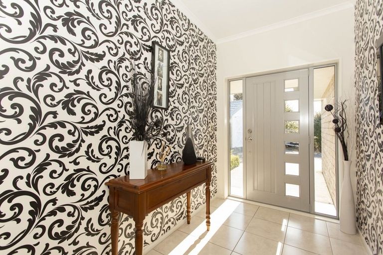 Photo of property in 18 Torbay Avenue, Huntingdon, Ashburton, 7774