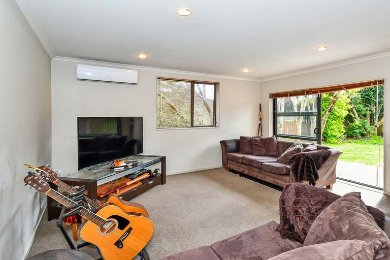 Photo of property in 181 Keri Vista Rise, Papakura, 2110