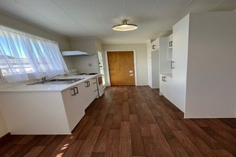 Photo of property in 1/11 Charntay Avenue, Clover Park, Auckland, 2019