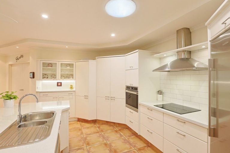 Photo of property in 10 Park Lane, Greenmeadows, Napier, 4112