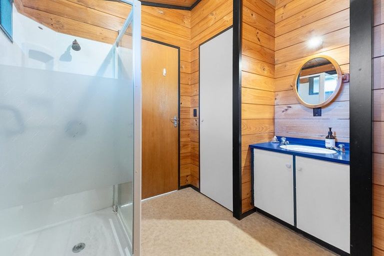 Photo of property in 16 Lupin Road, Otaki, 5512