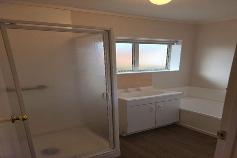 Photo of property in 5/57 Weiti Road, Orewa, 0931