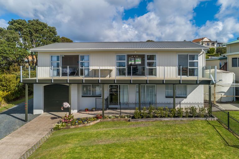 Photo of property in 46 Brightside Road, Stanmore Bay, Whangaparaoa, 0932