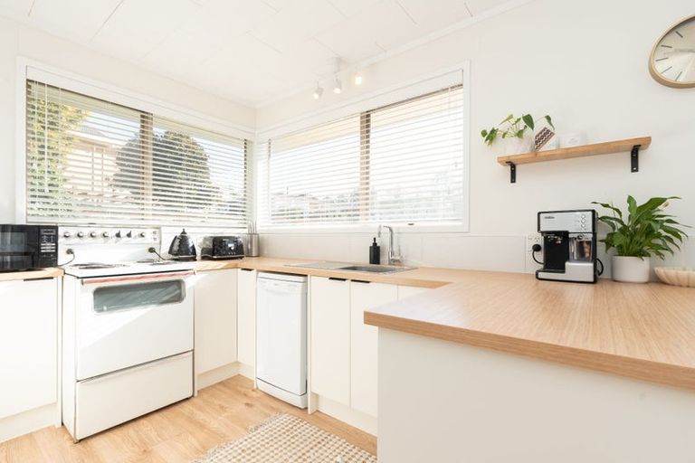 Photo of property in 8 Dunvegan Place, Dinsdale, Hamilton, 3204