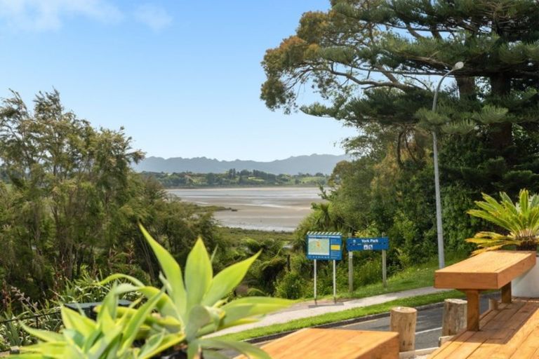 Photo of property in 90 Princess Road, Bellevue, Tauranga, 3110