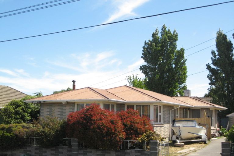 Photo of property in 35 Niagara Street, Wainoni, Christchurch, 8061