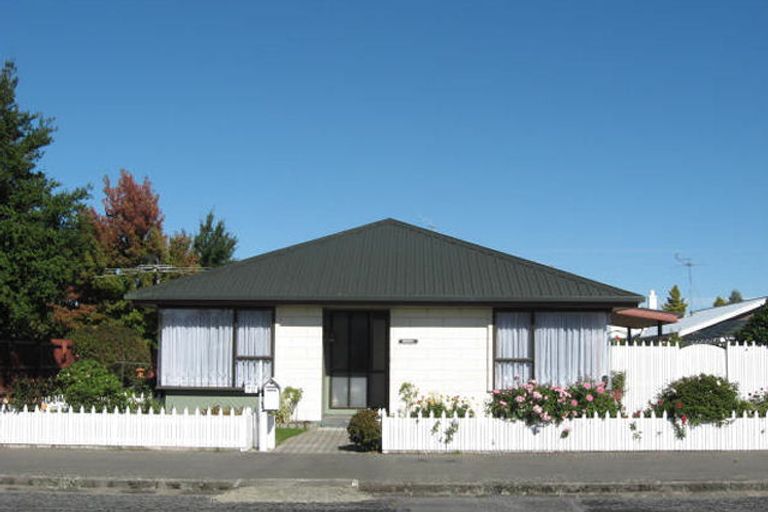 Photo of property in 1/70 Cameron Street, Ashburton, 7700