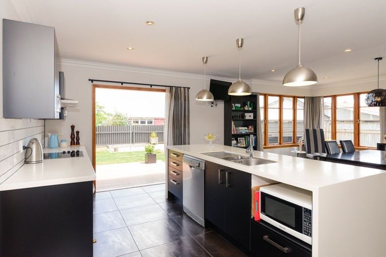 Photo of property in 4 Richmond Avenue, Takaro, Palmerston North, 4410