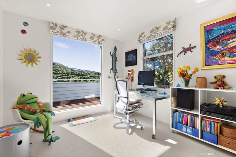 Photo of property in 102 Mitchell Street, Brooklyn, Wellington, 6021