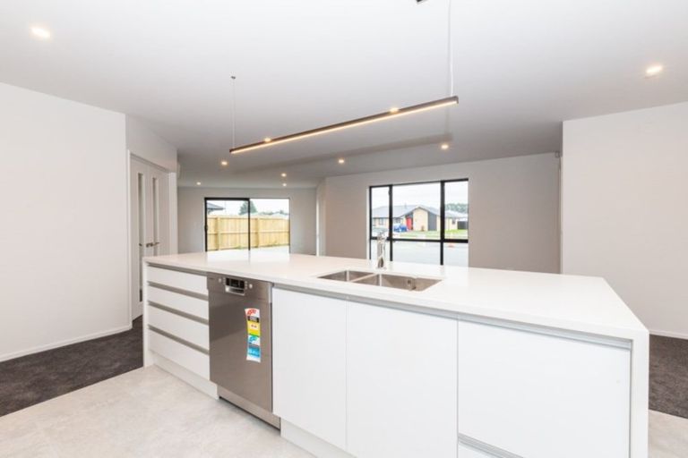 Photo of property in 101 Prestons Park Drive, Marshland, Christchurch, 8083