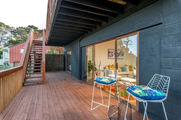 Photo of property in 7 Ferry Parade, Herald Island, Auckland, 0618