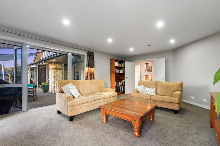 Photo of property in 34 Somerton Drive, Huntington, Hamilton, 3210