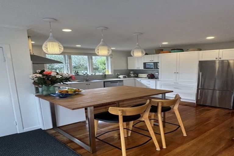 Photo of property in 1/245 Sturges Road, Henderson, Auckland, 0612