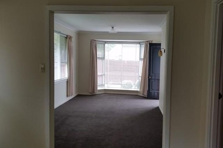 Photo of property in 2/11a Bennett Street, St Albans, Christchurch, 8052