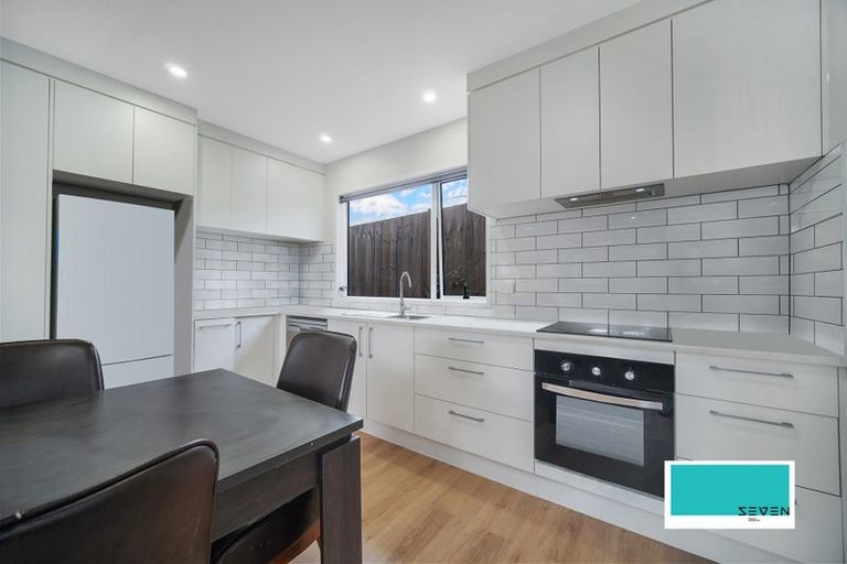 Photo of property in 147b Astley Avenue, New Lynn, Auckland, 0600