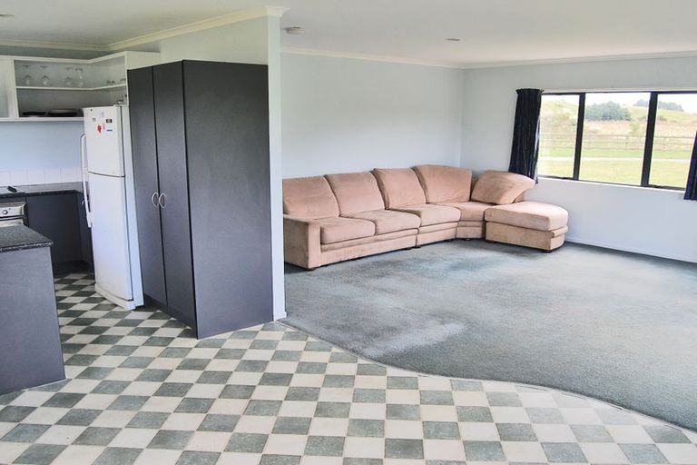 Photo of property in 255 Gibbons Road, Kaiwaka, 0573