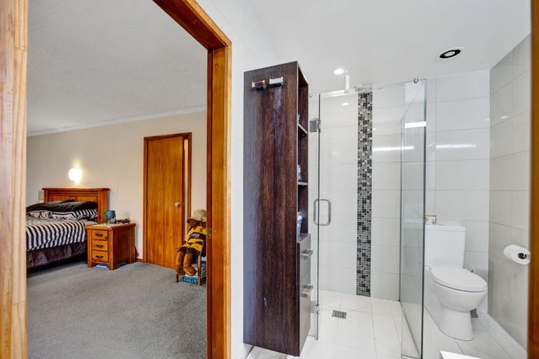 Photo of property in 77a Dixon Avenue, Hawera, 4610