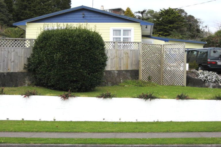 Photo of property in 27a Awanui Street, Merrilands, New Plymouth, 4312