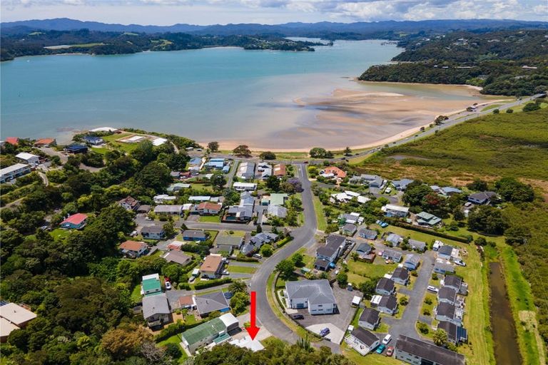 Photo of property in 15 Tohitapu Road, Paihia, 0200