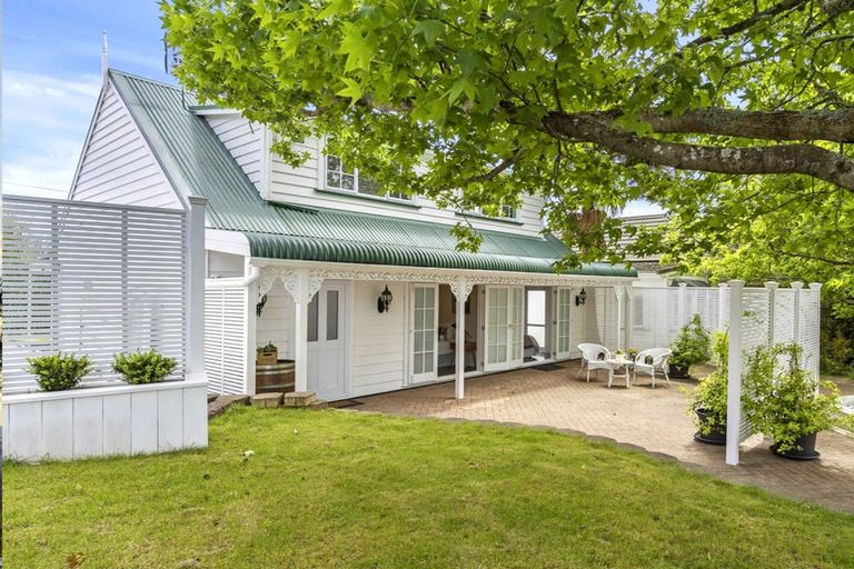 Photo of property in 4a Tramway Road, Beach Haven, Auckland, 0626