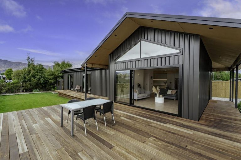 Photo of property in 422b Domain Road, Lake Hawea, 9382