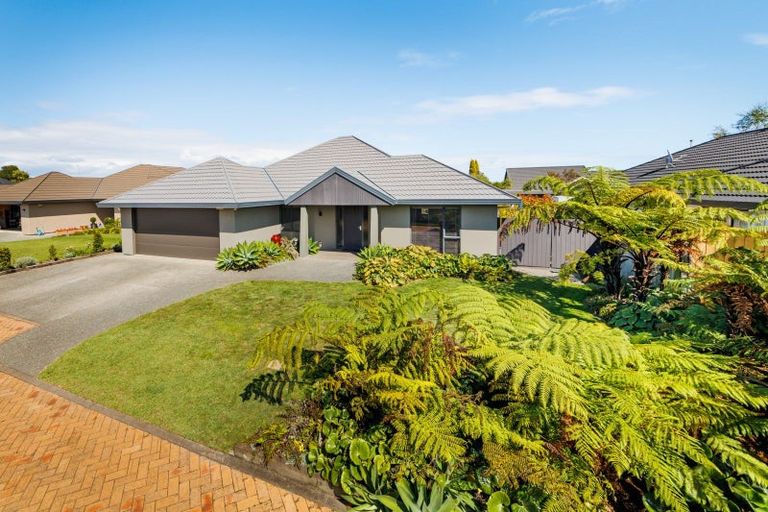 Photo of property in 2 Buttonwood Court, Milson, Palmerston North, 4414