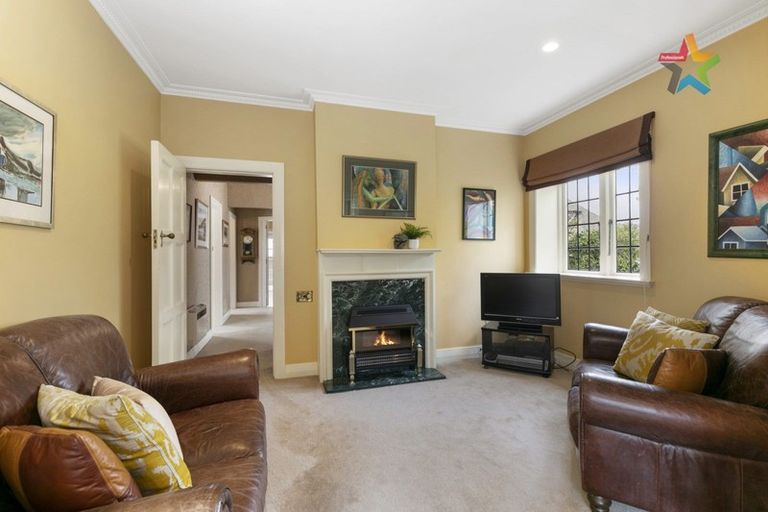 Photo of property in 130 Woburn Road, Woburn, Lower Hutt, 5010