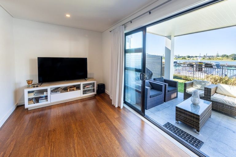 Photo of property in 11/6 The Marina, Tairua, 3508