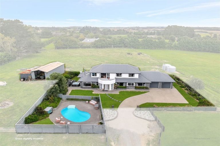 Photo of property in 61 Whatapaka Road, Karaka, Papakura, 2580