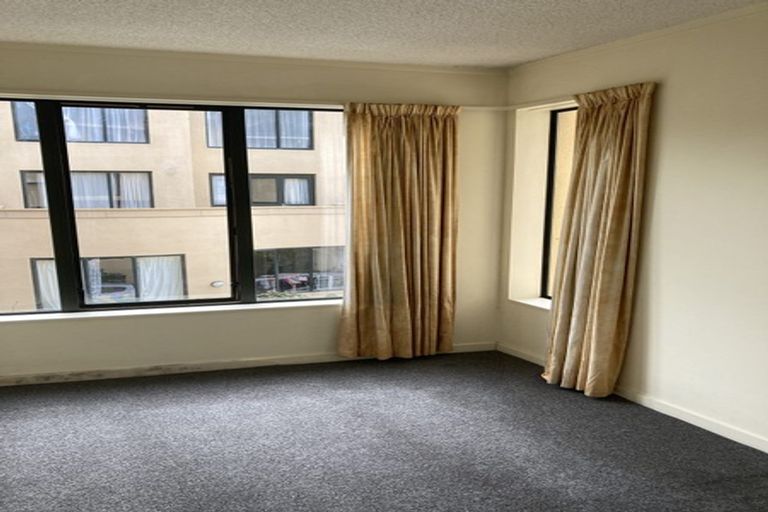 Photo of property in 568f Adelaide Road, Berhampore, Wellington, 6023