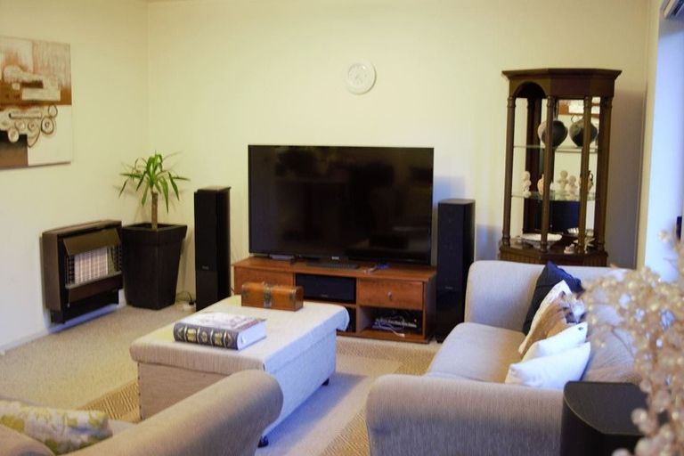 Photo of property in 19a Trafalgar Street, Waiwhetu, Lower Hutt, 5010