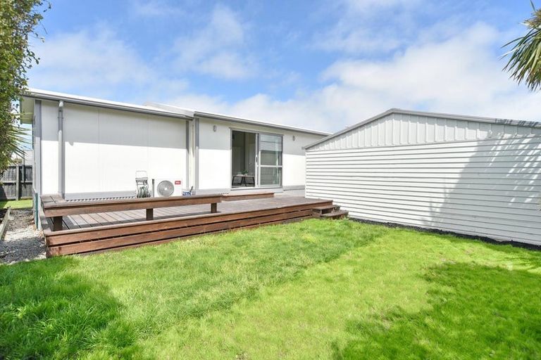 Photo of property in 3 Kingsbridge Drive, Burwood, Christchurch, 8083