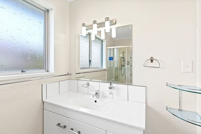 Photo of property in 3 Tawa Street, Levin, 5510