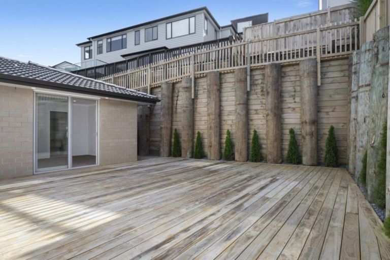 Photo of property in 2 Valley Heights Lane, Pukekohe, 2120