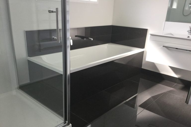 Photo of property in 76 Te Wharo Drive, Papamoa, 3118