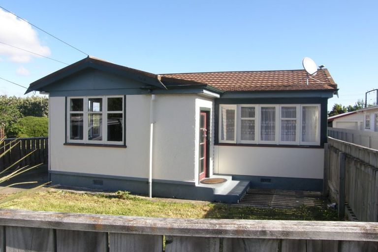 Photo of property in 3/96 Wakefield Street, Alicetown, Lower Hutt, 5010