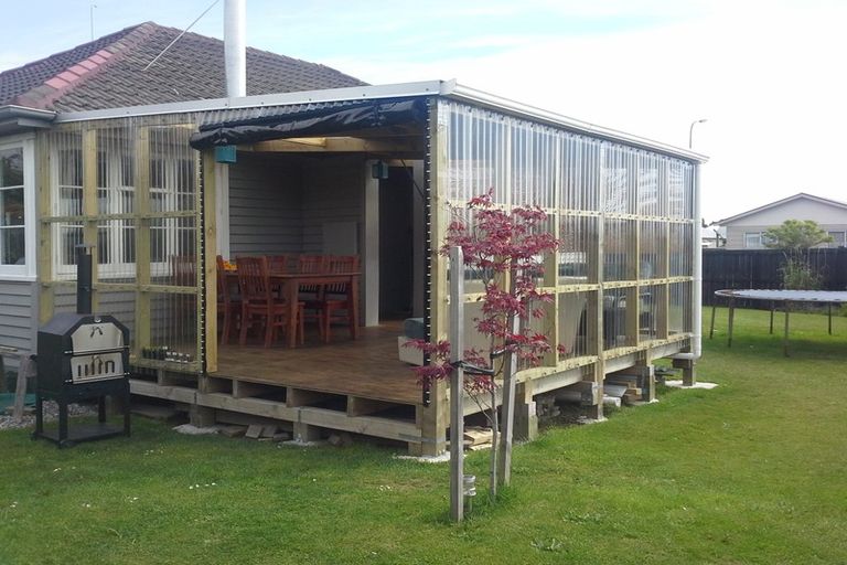 Photo of property in 2 Larsen Street, Westport, 7825