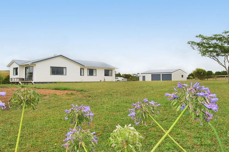 Photo of property in 255 Gibbons Road, Kaiwaka, 0573